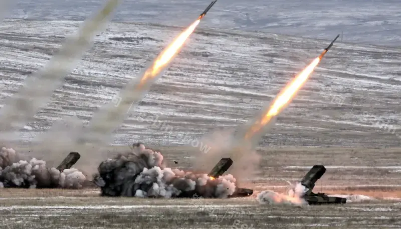 图片[40]-俄🇷🇺 TOS-1A 日炙 重型火箭发射系统 Solntsepek-锋向兵库 ｜Gebin Military Arsenal
